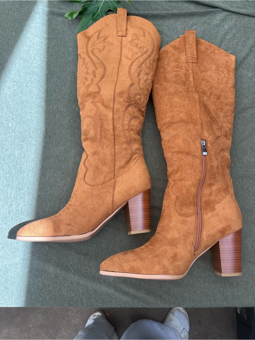 Women's Suede Mid-Calf Heeled Boots in Cognac